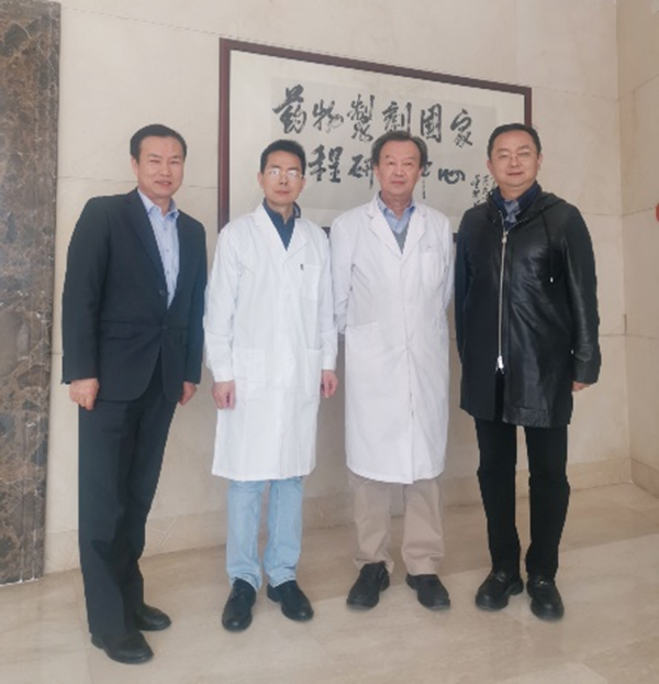 菲瑞生物總裁蔡孟杰與侯惠民院士進(jìn)行親切會談3.png