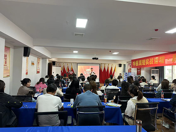 親博士2023母嬰健康大會河南站2.jpg